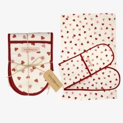 Pink Hearts Tea Towel & Double Oven Glove Set
