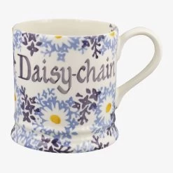 Personalised Blue Daisy Fields 1 Pint Mug