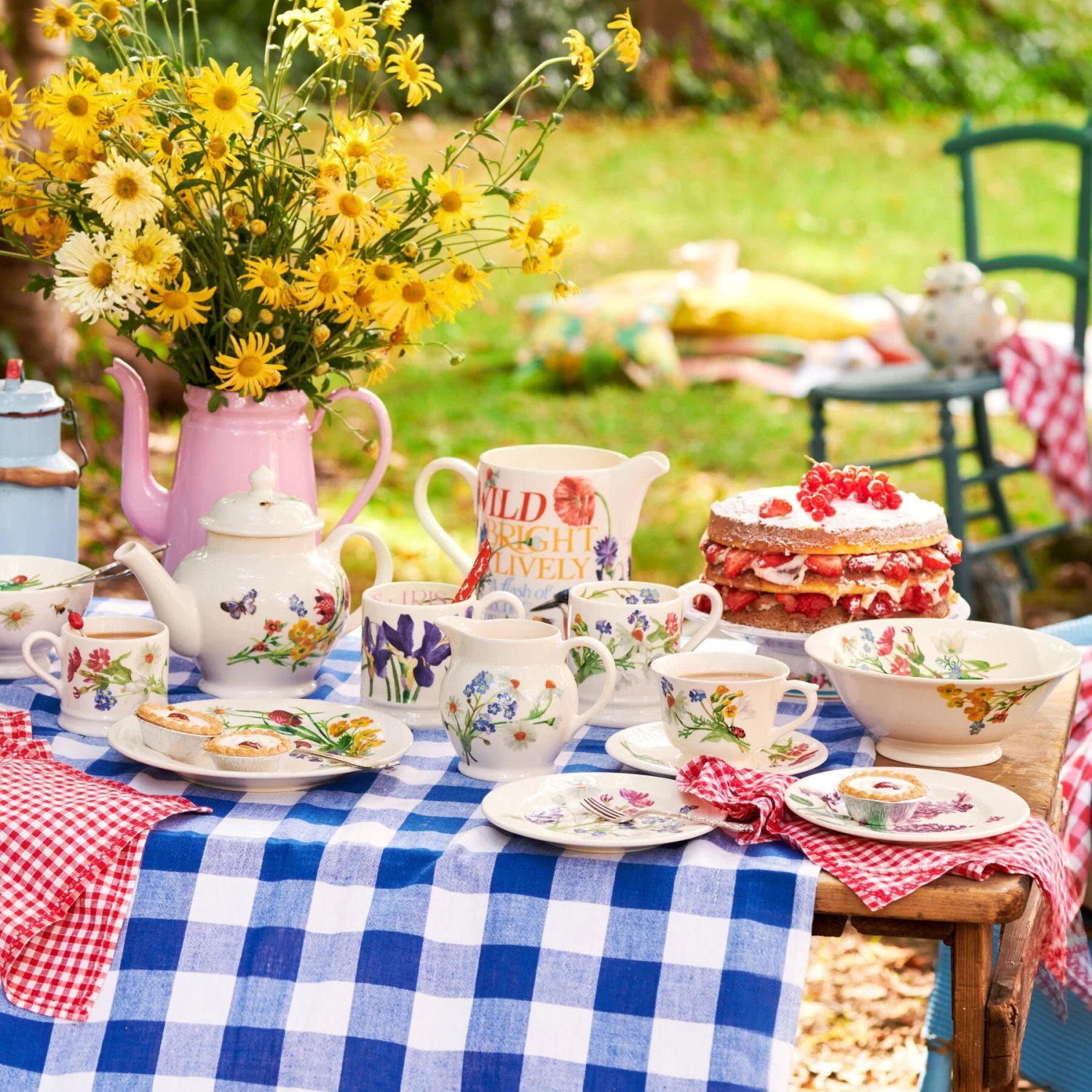 Wild Flowers 6 1/2 Inch Plate - Image 3