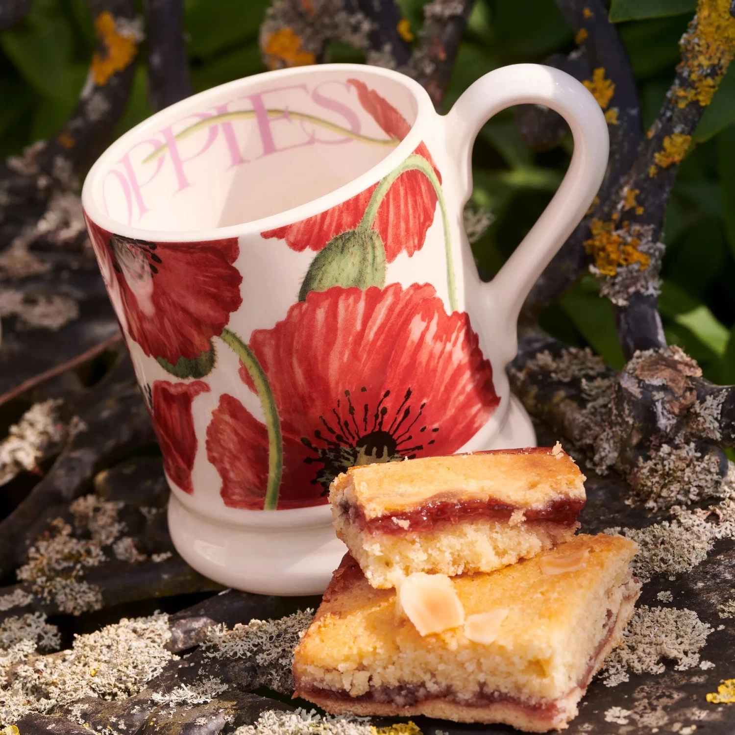 Red Poppy 1/2 Pint Mug - Image 2