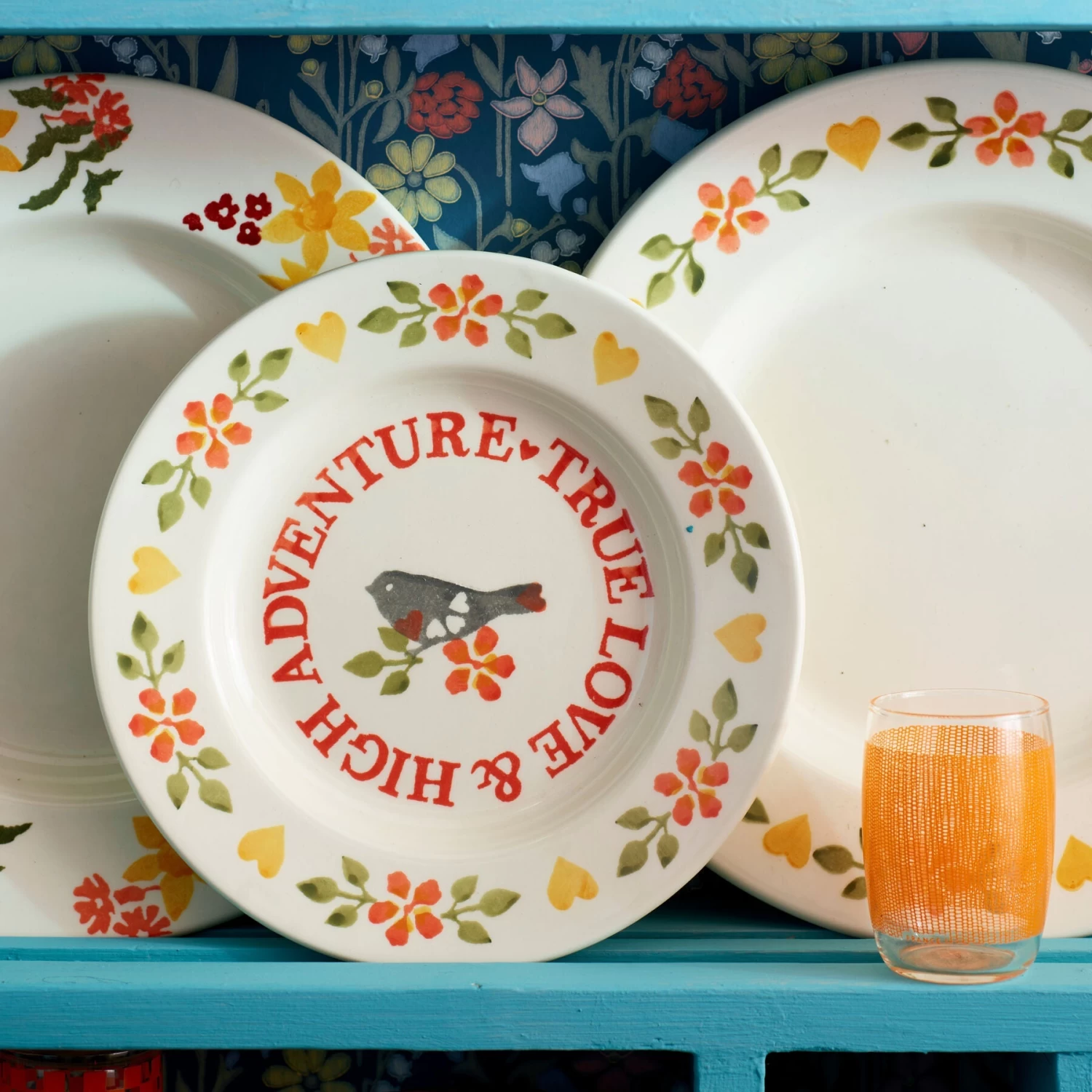 Lovebirds Coral 8 1/2 Inch Plate - Image 2