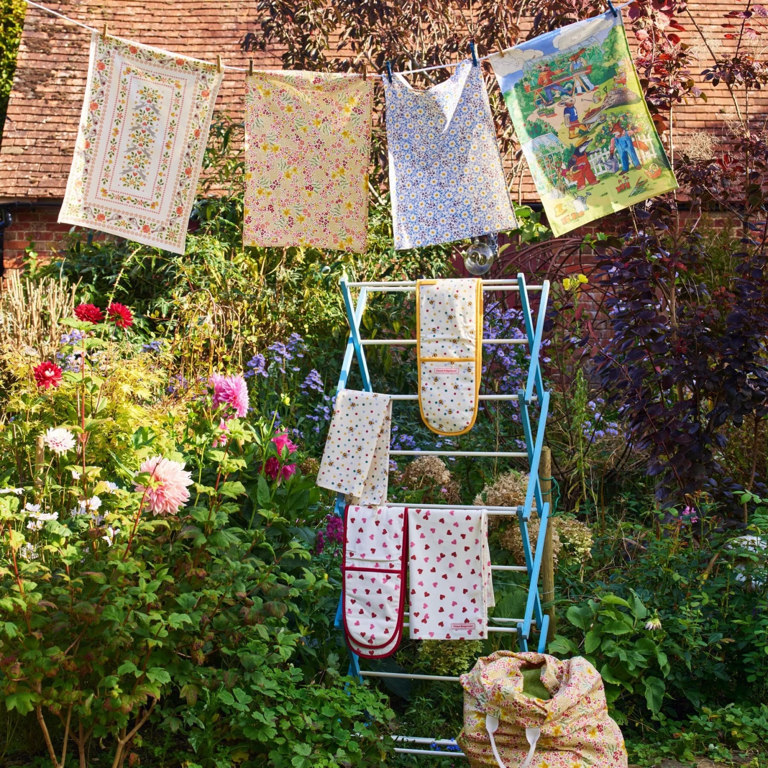 Blue Daisy Fields Tea Towel - Image 3