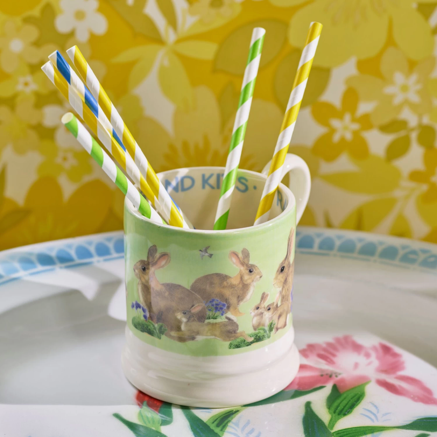 Green Rabbits & Kits 1/2 Pint Mug - Image 3