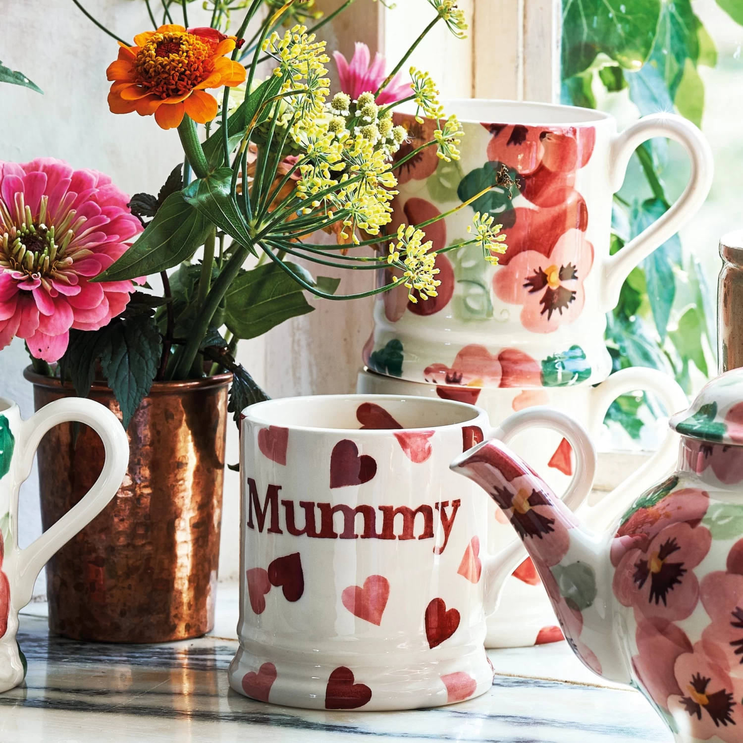Pink Hearts Mummy 1/2 Pint Mug - Image 2